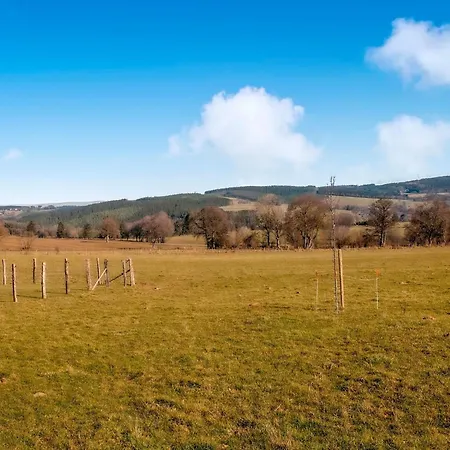 Sophisticated In Near Forest Feriehus *