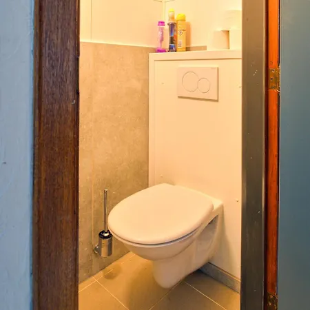 Sophisticated In Near Forest Feriehus *