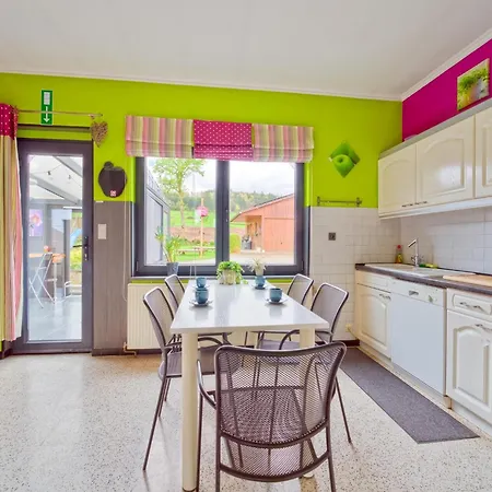 Sophisticated In Near Forest Feriehus *