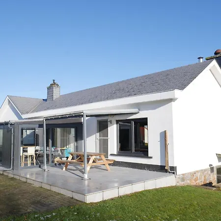 Sophisticated In Near Forest Feriehus