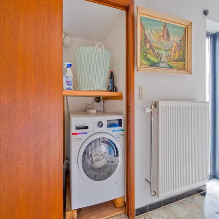 Sophisticated In Near Forest Semesterbostad