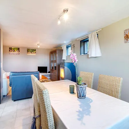 Sophisticated In Near Forest Semesterbostad *