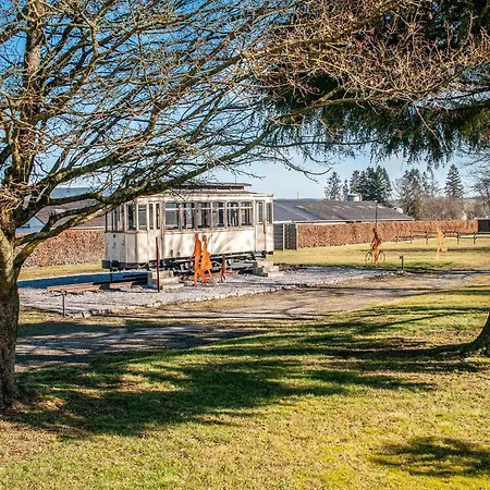 Sophisticated In Near Forest Semesterbostad *